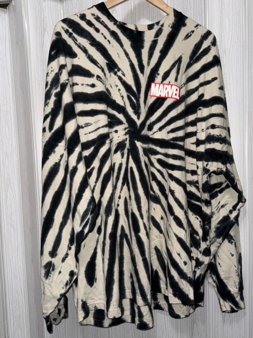 Disney Marvel Spirit Jersey Black & Cream Tie-Dye Long Sleeve Top Adult Size XXL